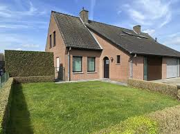 huis te koop moen